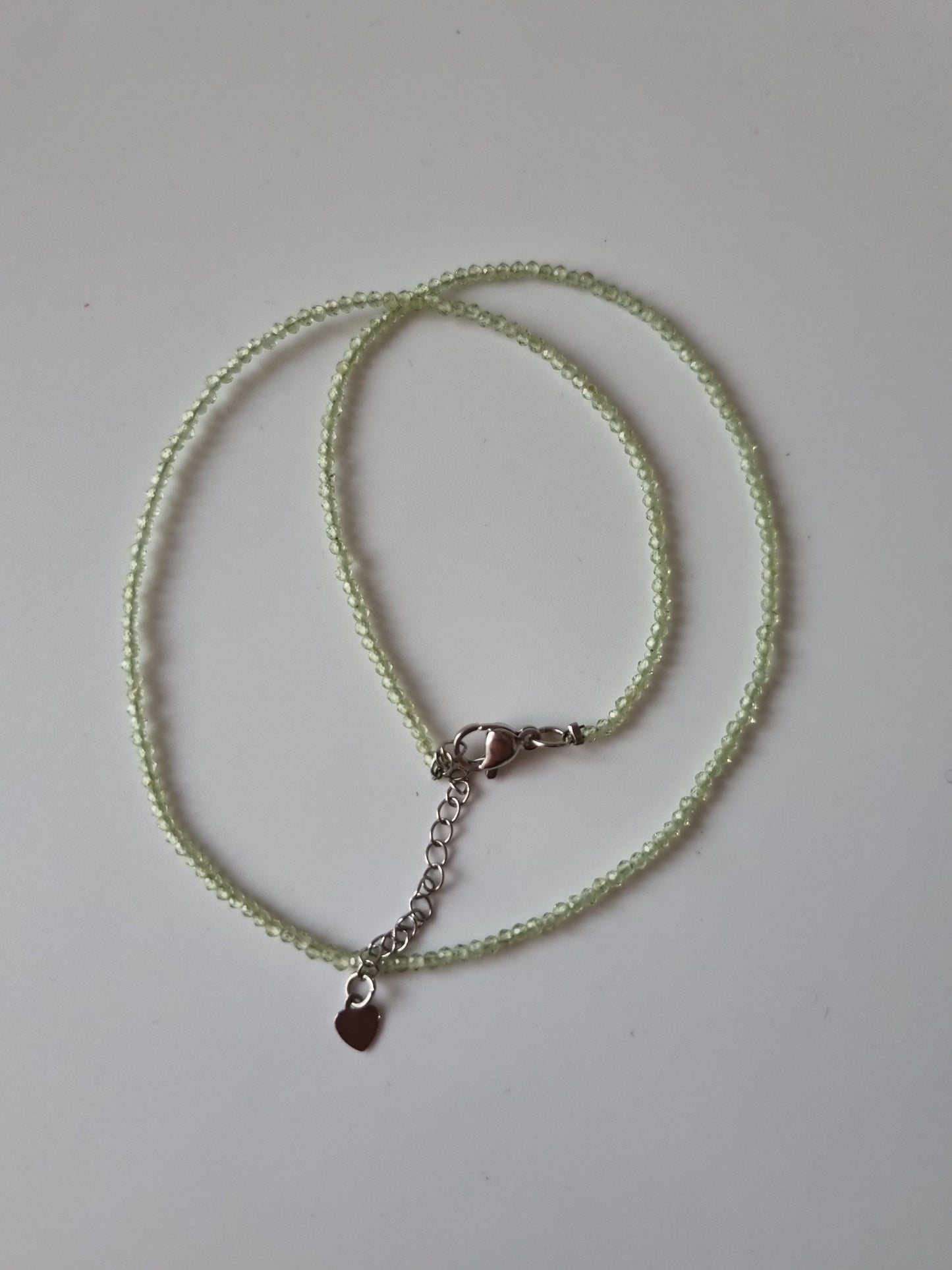 Handmade Peridot crystal faceted 3mm beads very beautiful choker