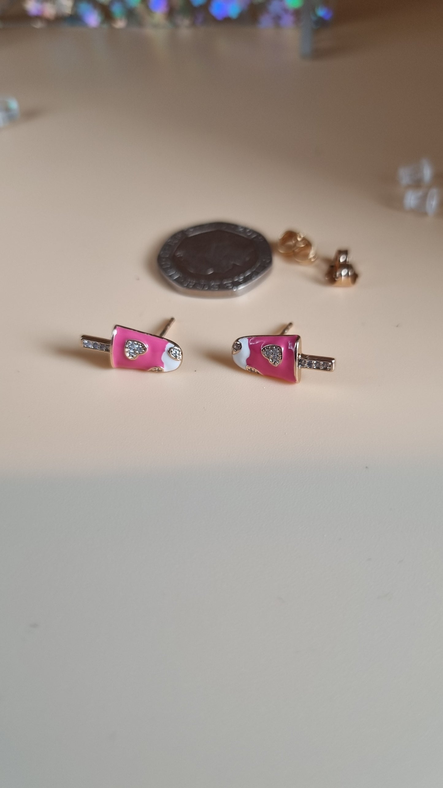 18kr.gold plated earrings Studs with zircon stone free nickel hypoallergenic waterproof